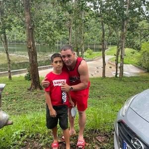 Meet your Posher, Romay